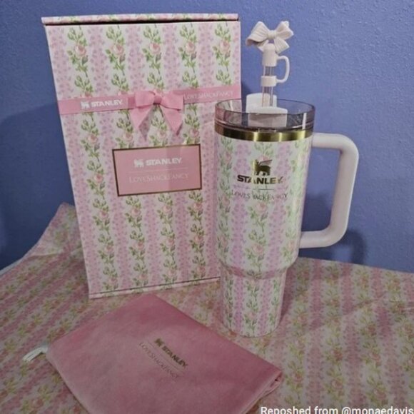 Stanley Love Shack Thermos with Floral Design 40 oz - Picture 1 of 3